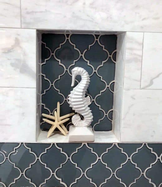 Moroccan-patterned niche